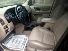 2004 Ford Escape Limited image 9