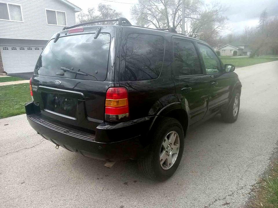 2004 Ford Escape Limited image 5