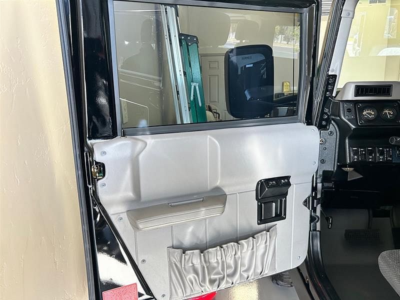 1999 AM General Hummer