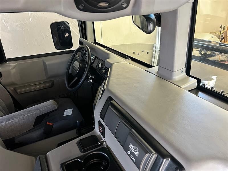 1999 AM General Hummer