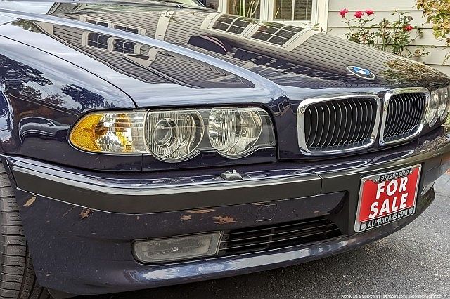 2001 BMW 7 Series 740i image 9