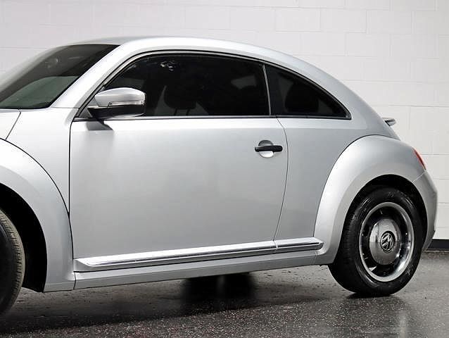 2015 Volkswagen Beetle Classic image 2
