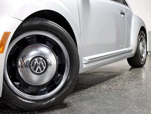2015 Volkswagen Beetle Classic image 3