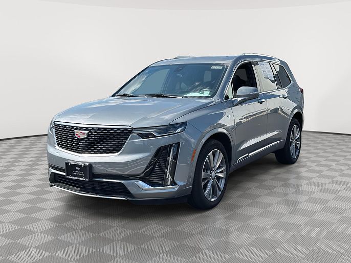 2025 Cadillac XT6