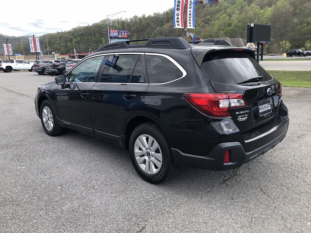 2019 Subaru Outback 2.5i image 3