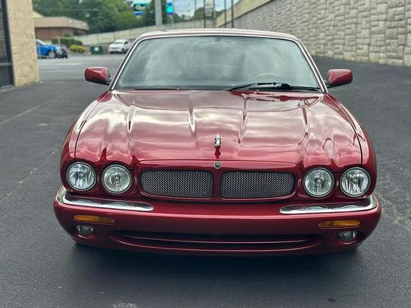 1998 Jaguar XJ XJR image 2