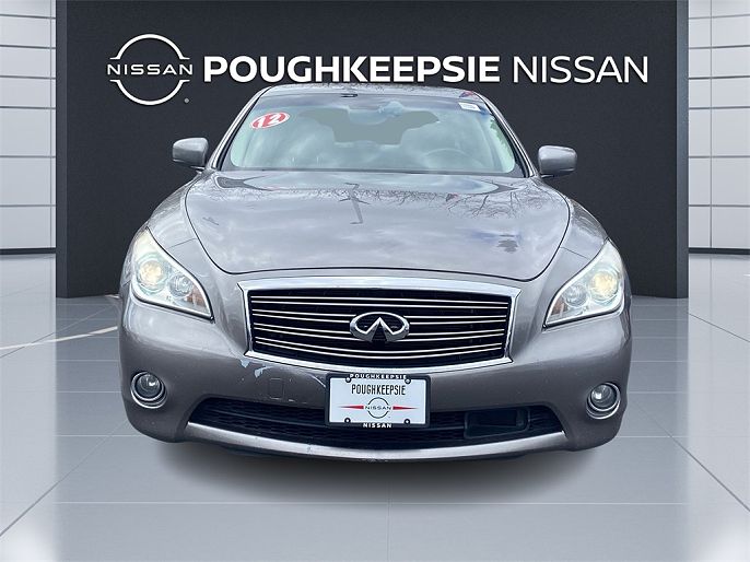 2012 Infiniti M56