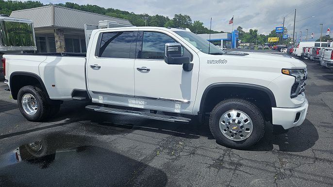 2025 Chevrolet Silverado 3500HD