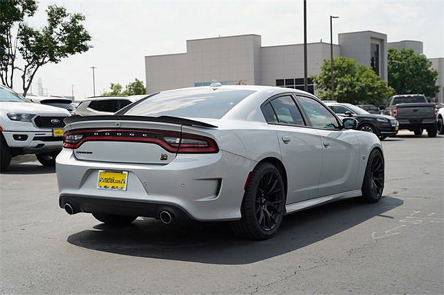 2019 Dodge Charger R/T image 4