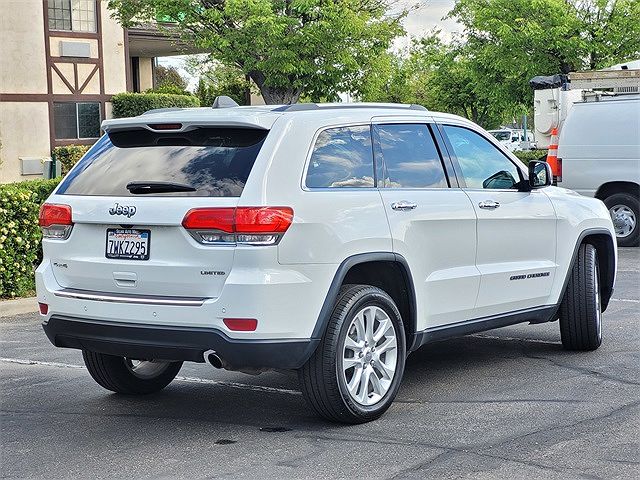 2017 Jeep Grand Cherokee Limited Edition image 5