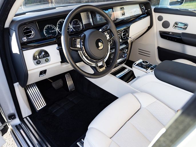 2020 Rolls-Royce Phantom
