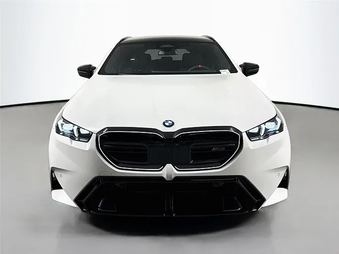 2027 BMW M5