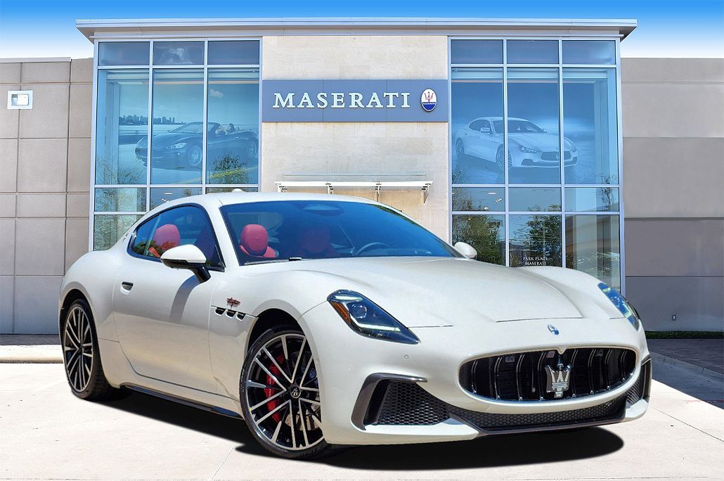 2024 Maserati GranTurismo Trofeo image 0