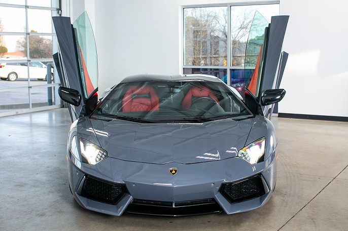 2013 Lamborghini Aventador