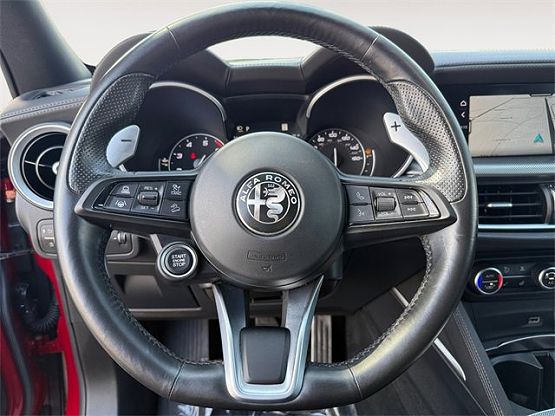2022 Alfa Romeo Stelvio Ti Sport photo 11