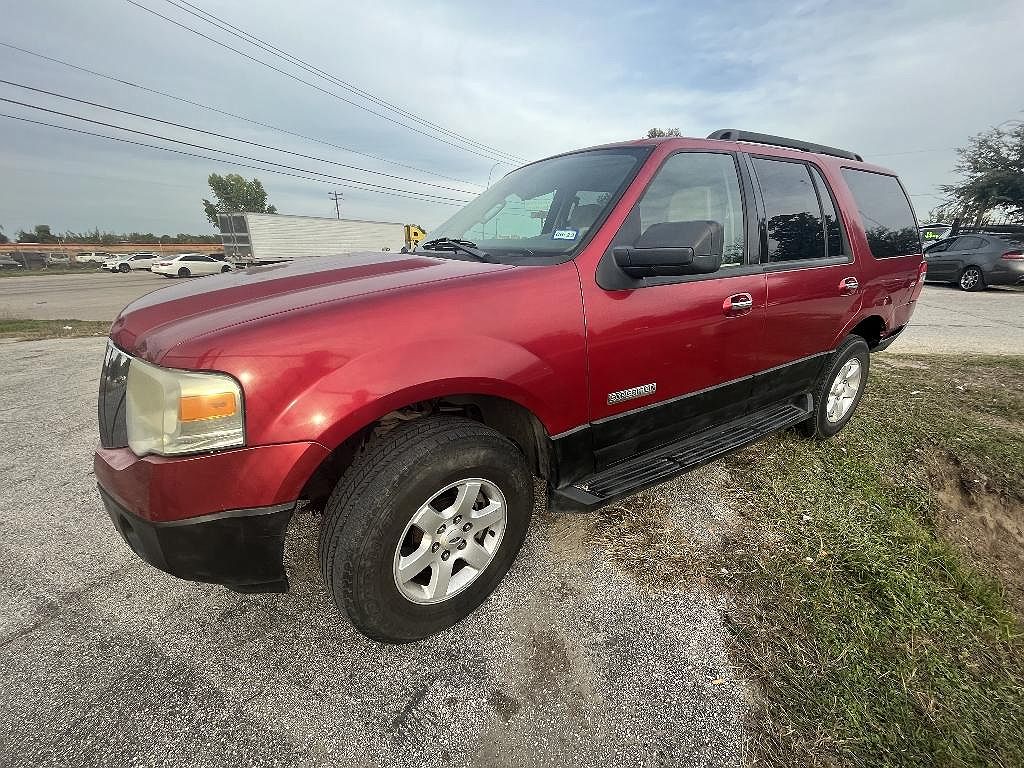2007 Ford Expedition XLT image 1