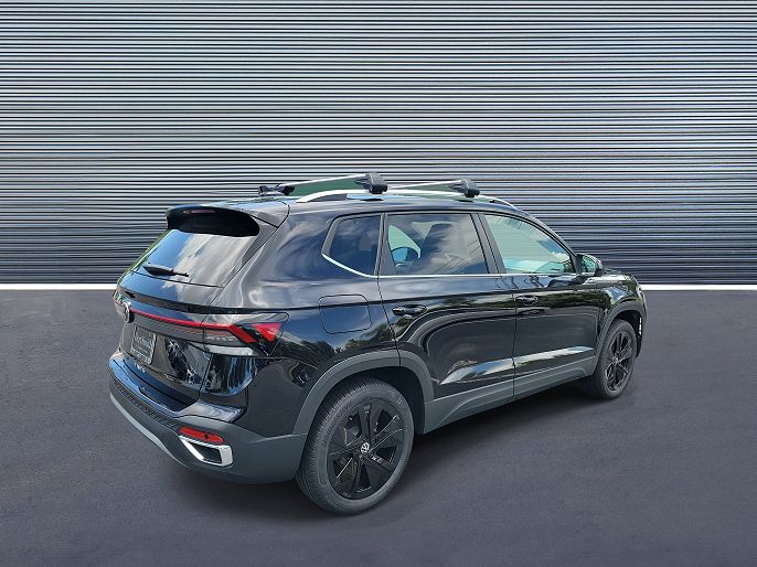 2025 Volkswagen Taos