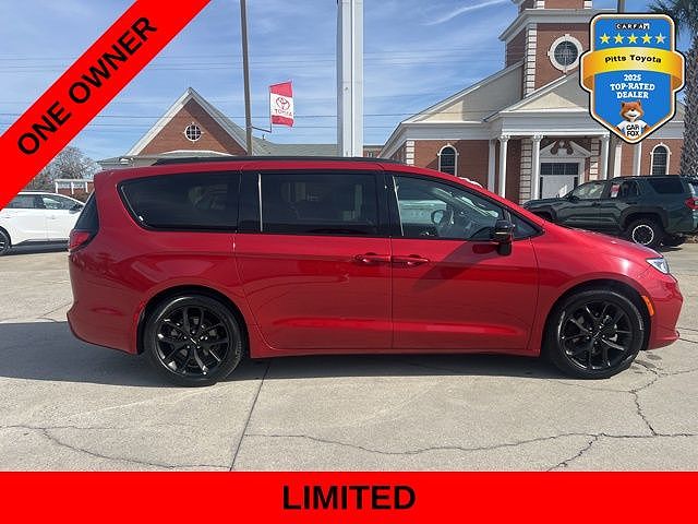 2025 Chrysler Pacifica