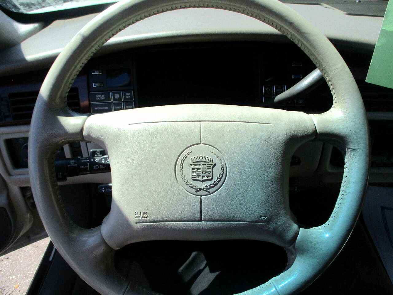 1996 Cadillac DeVille null image 11