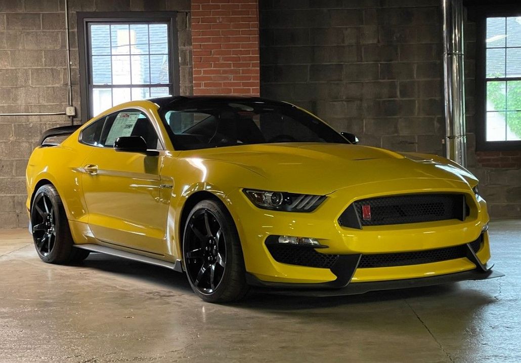 2017 Ford Mustang Shelby GT350R image 0