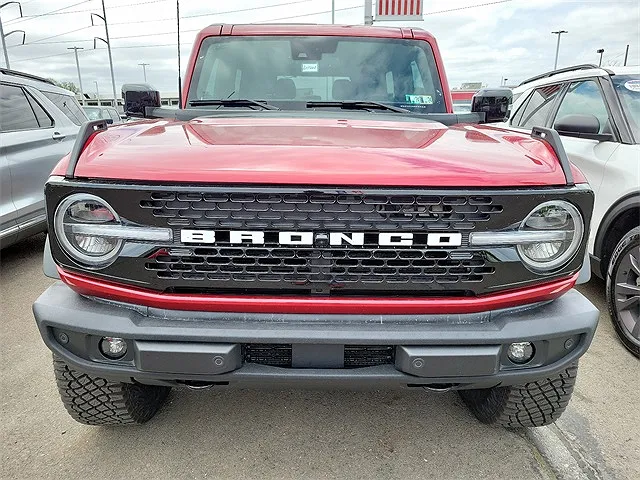2021 Ford Bronco Wildtrak image 1