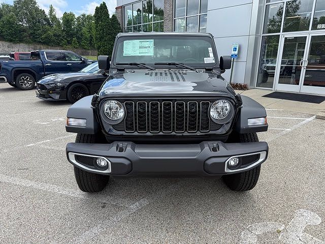 2025 Jeep Gladiator