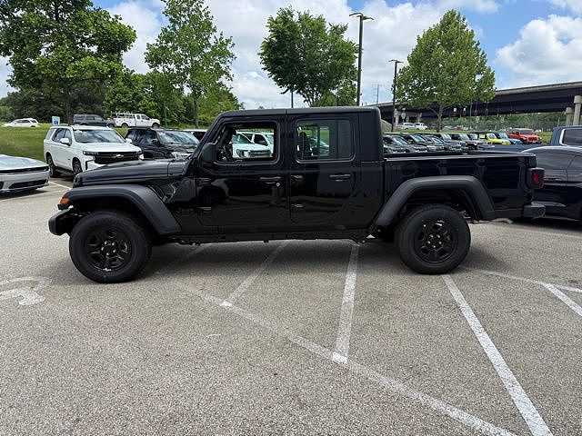 2025 Jeep Gladiator