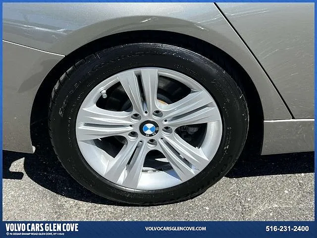 2018 BMW 3 Series 330i xDrive image 5