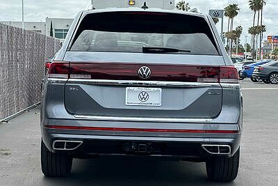 2024 Volkswagen Atlas SEL image 5