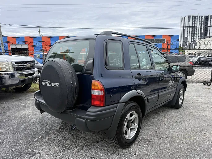 2002 Chevrolet Tracker