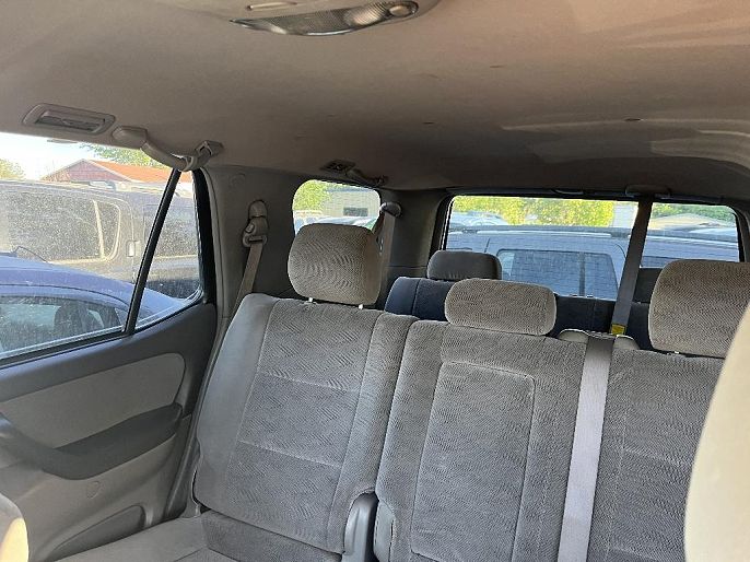 2005 Toyota Sequoia