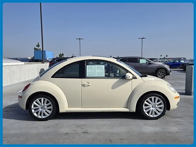 2008 Volkswagen New Beetle