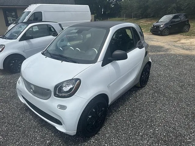 2016 Smart Fortwo Pure image 0