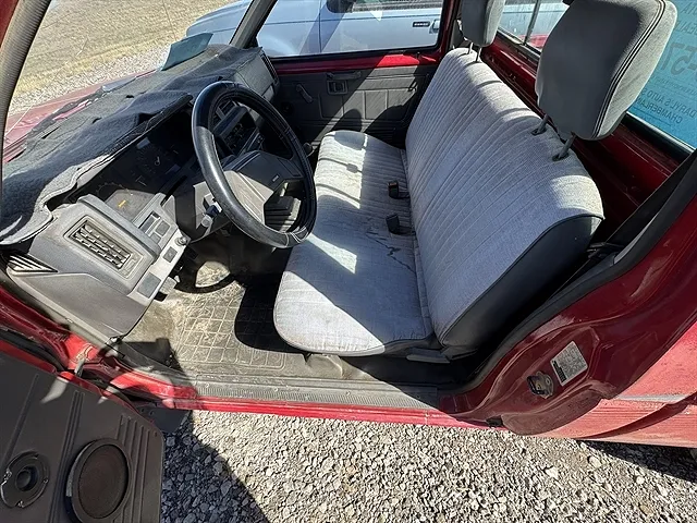 1987 Nissan Pickup