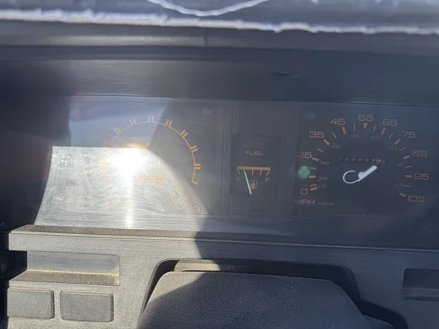 1987 Nissan Pickup