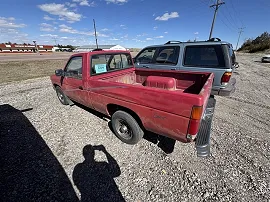 1987 Nissan Pickup