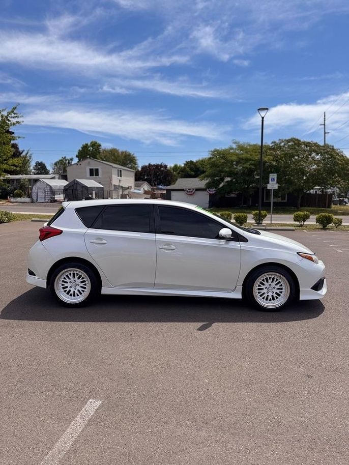 2016 Scion iM