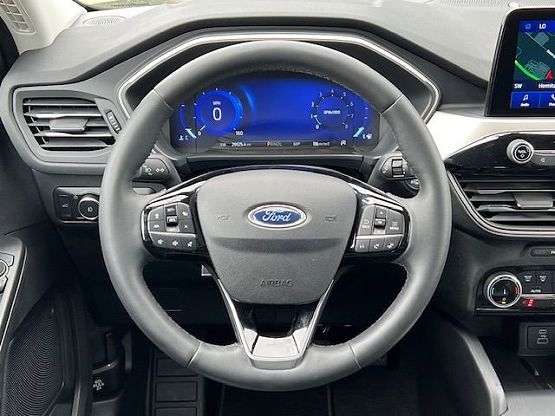 2022 Ford Escape SEL photo 10