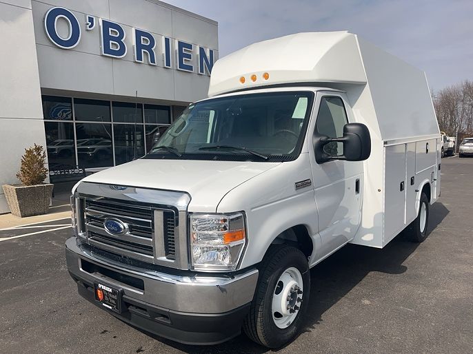 2025 Ford Econoline