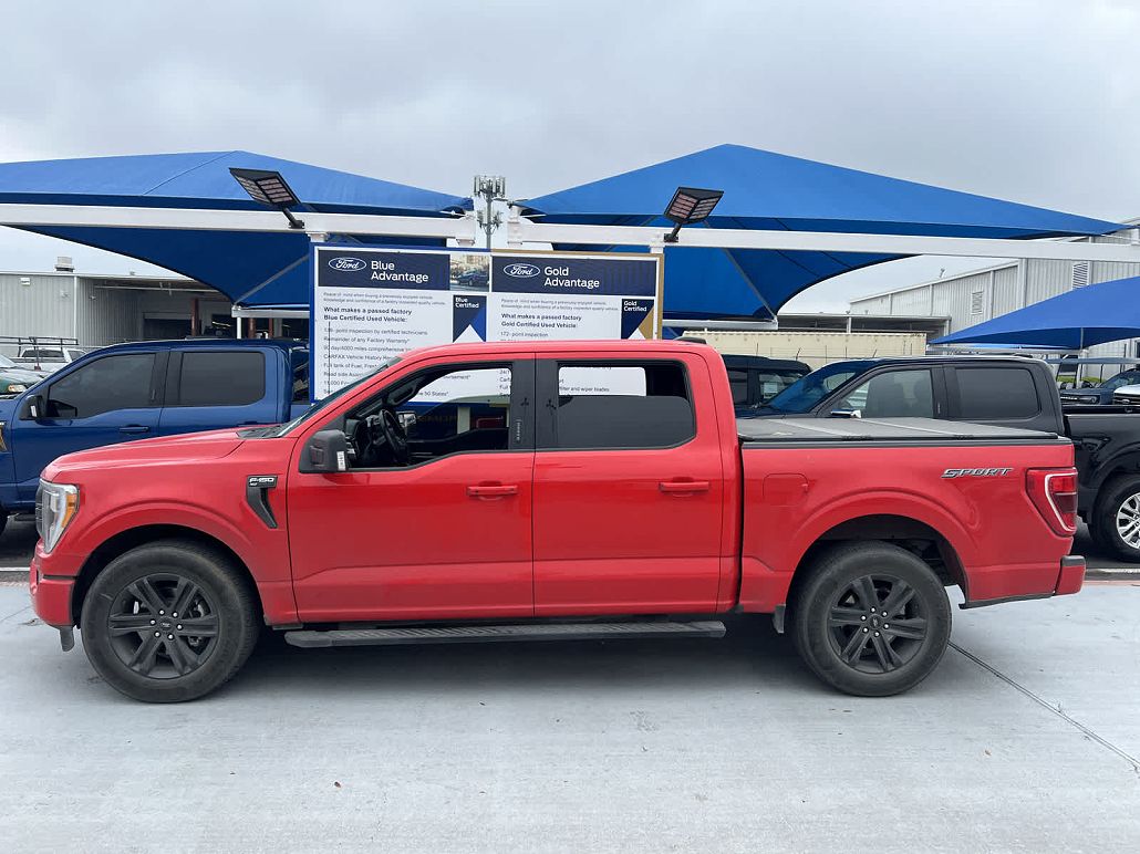 2022 Ford F-150 XLT image 0