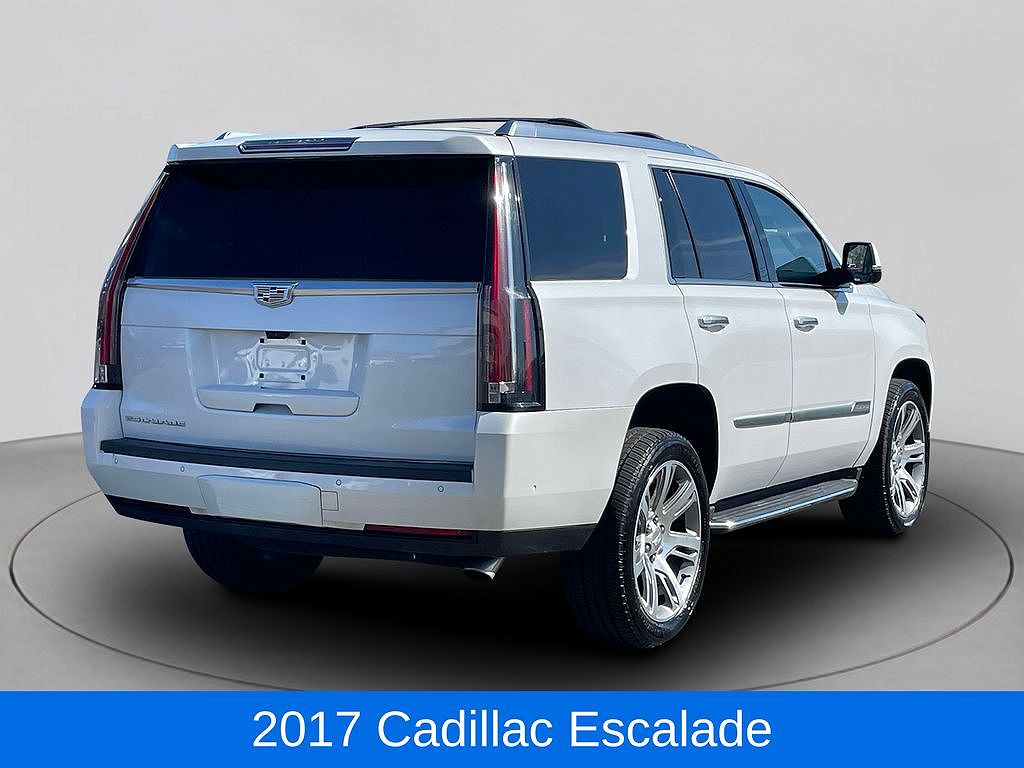 2017 Cadillac Escalade null image 5