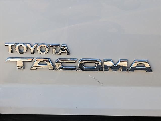 2011 Toyota Tacoma PreRunner image 1