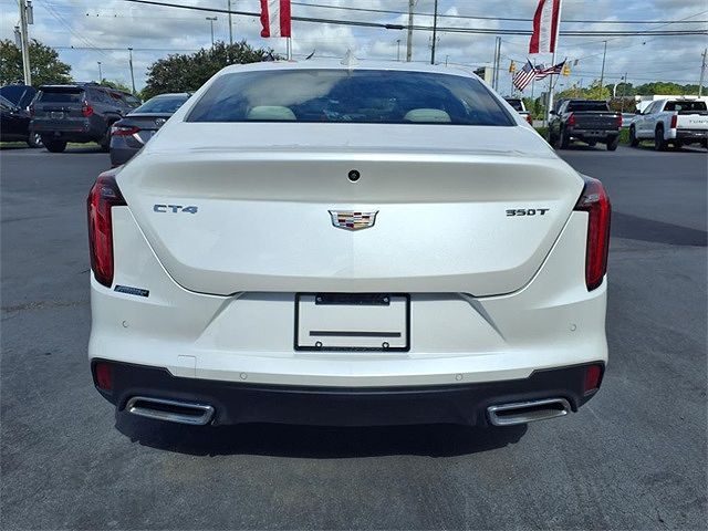 2024 Cadillac CT4
