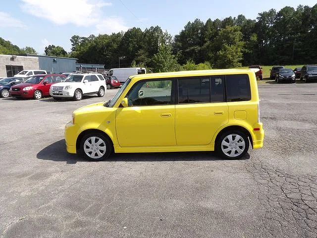 2005 Scion xB