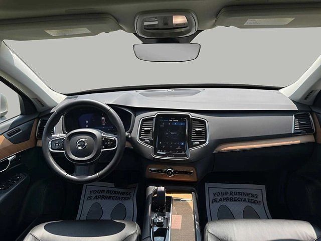 2023 Volvo XC90