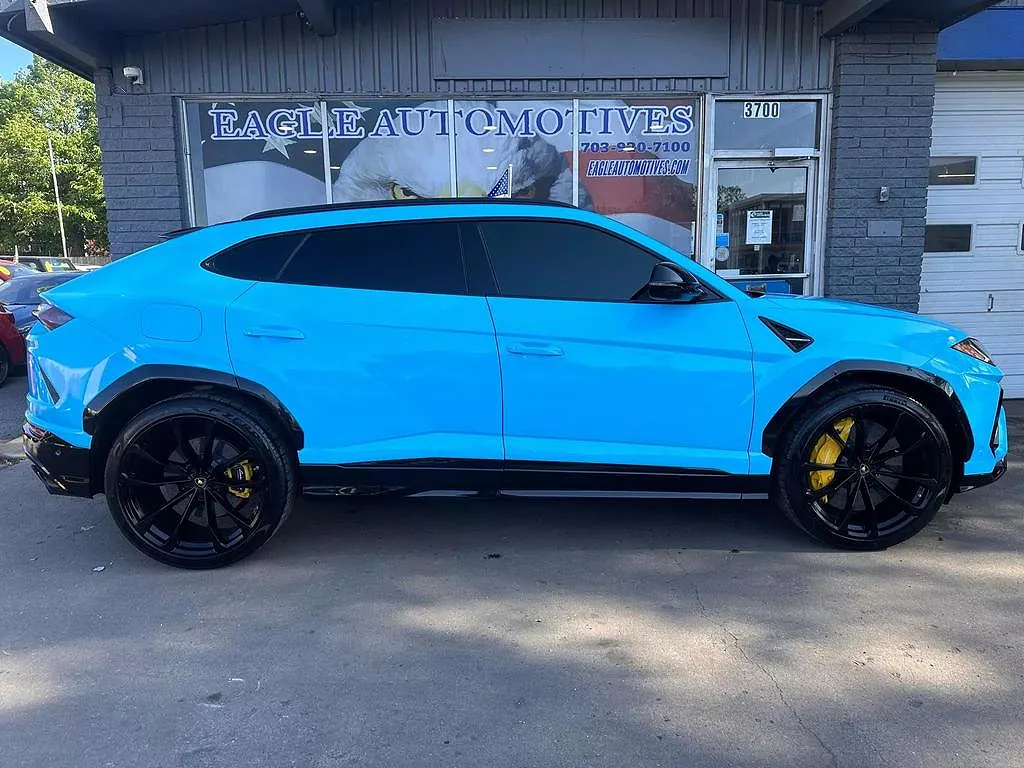 2019 Lamborghini Urus null image 1