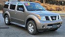 2005 Nissan Pathfinder XE image 1