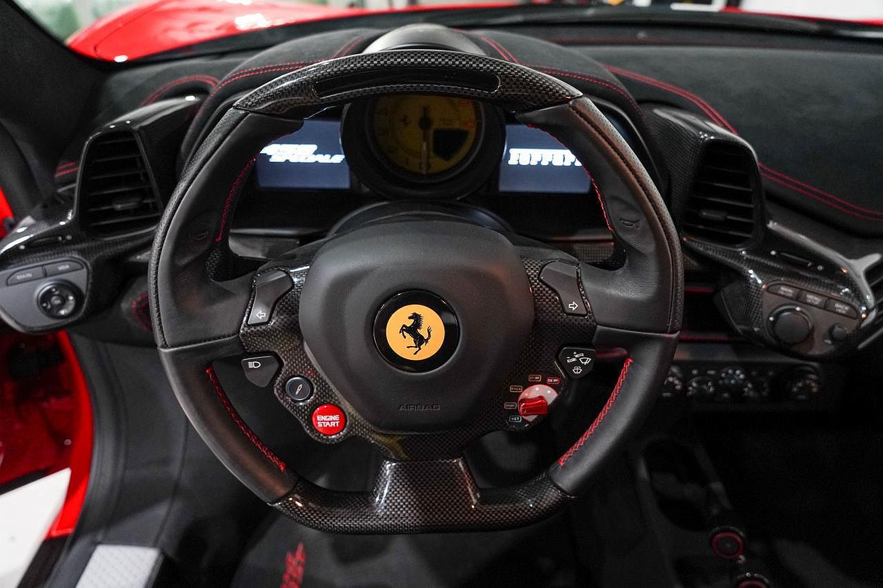 2014 Ferrari 458 Italia image 10