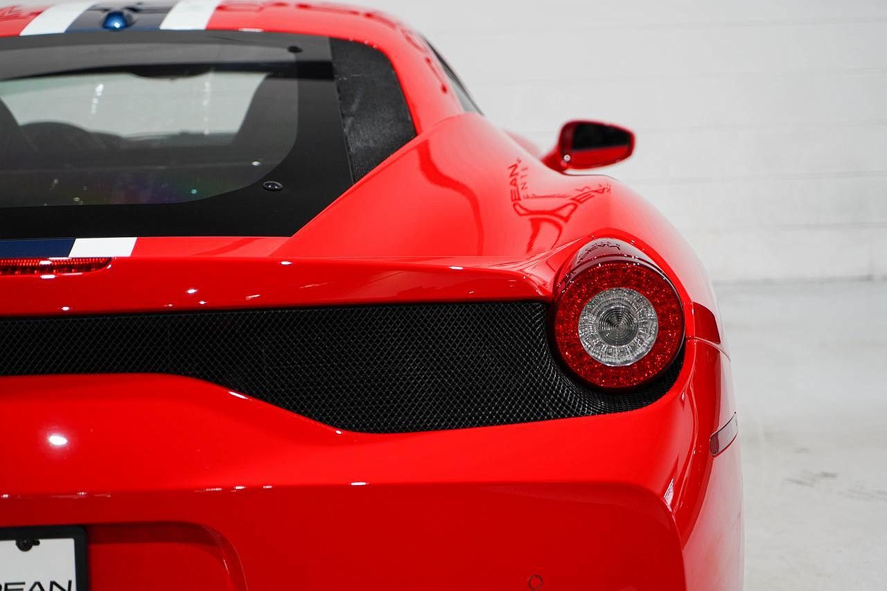 2014 Ferrari 458 Italia image 39