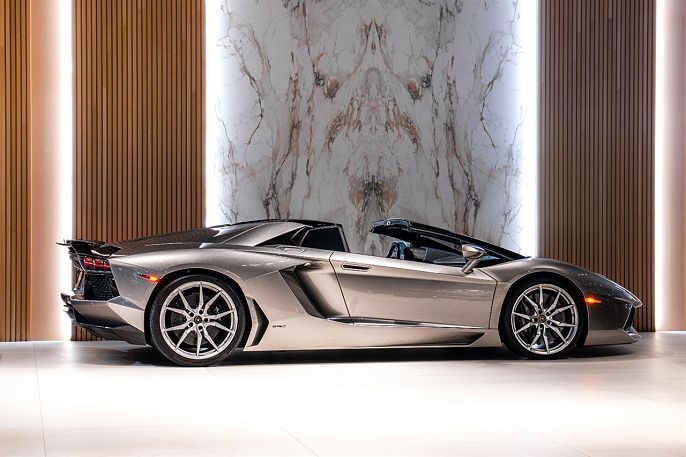 2014 Lamborghini Aventador